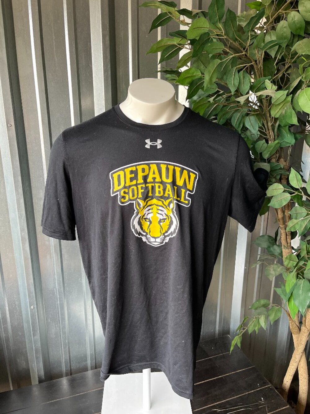Depauw University Softball Shirt - Women's Size Large -Under Armour - HeatGear